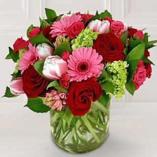 Make Me Blush Flower arrangement from locally owned lake oswego florist artistic flowers